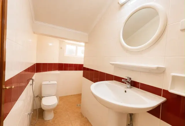 Spacious 4-Bed Villa with|  Pool in New Salata