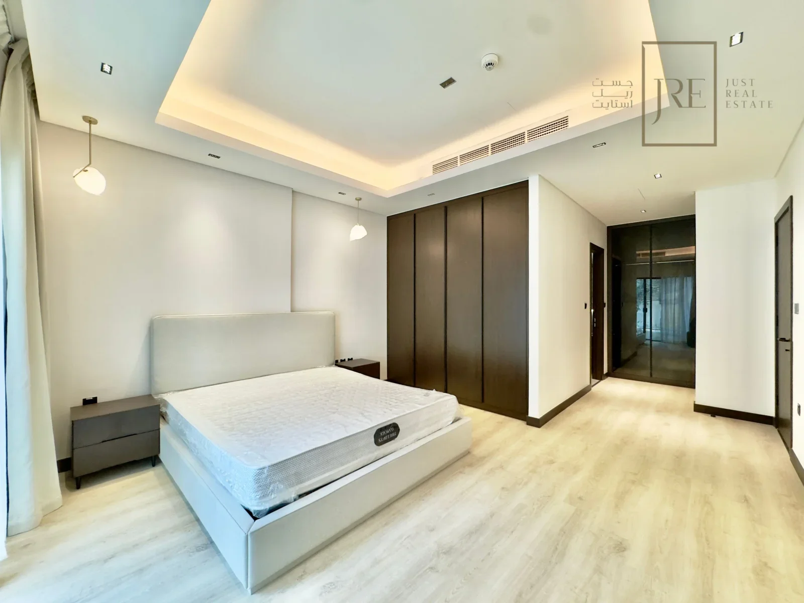 2-Bedroom Apartment + Maid's Room in The Pearl - La Plage South | Beachfront