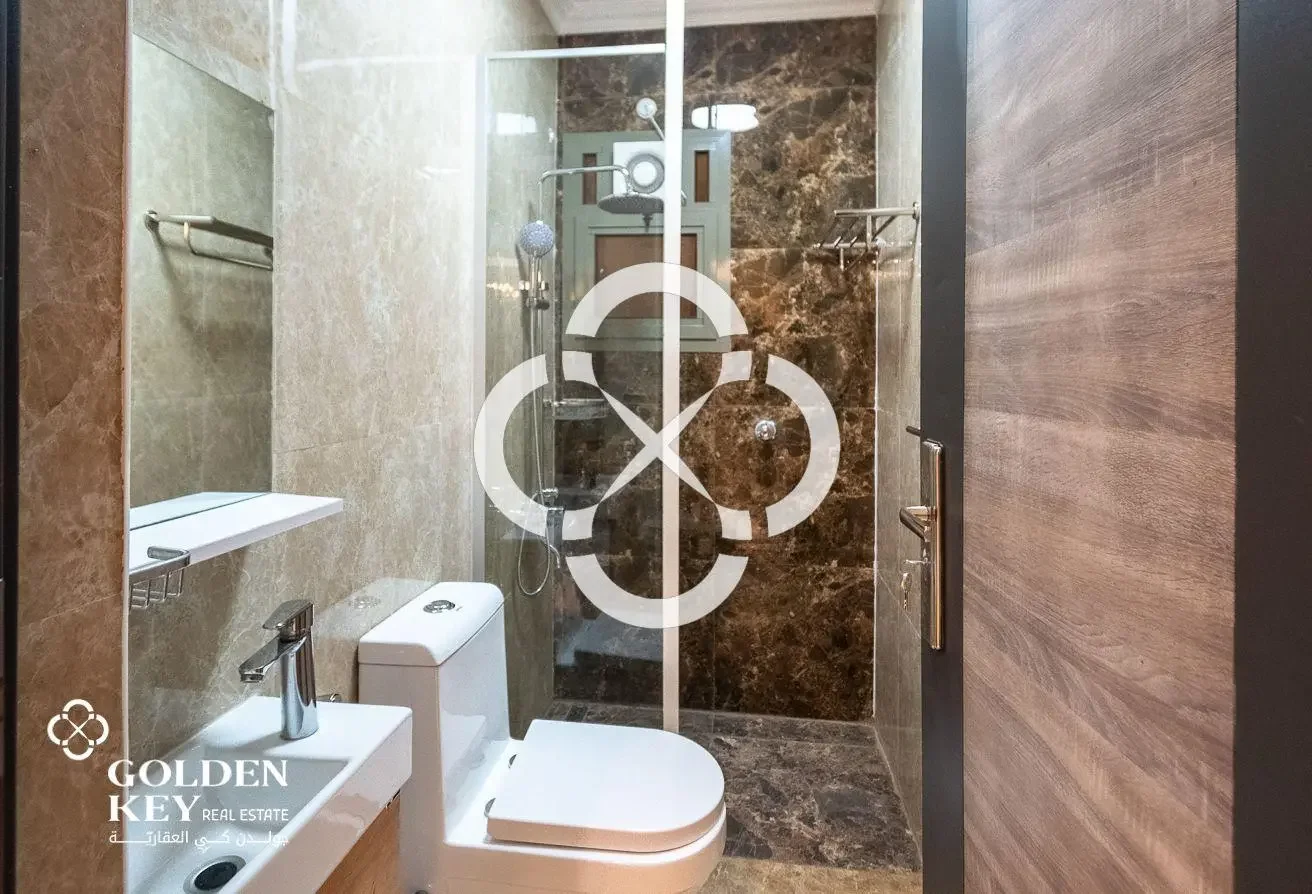 Stunning 5BR Villa | Strong Investment Property