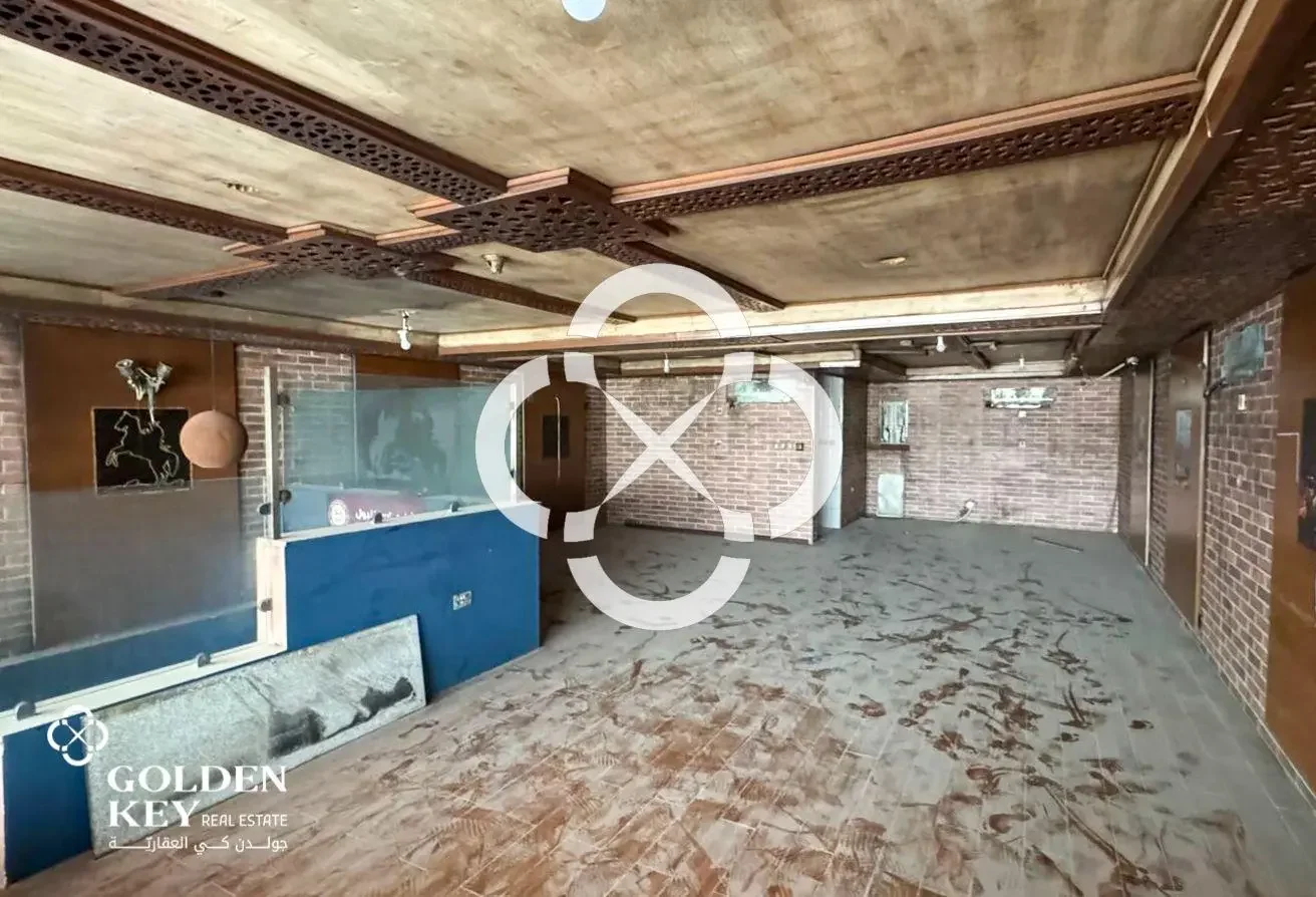 200sqm | Retail Shop + Mezzanine | Bin Omran