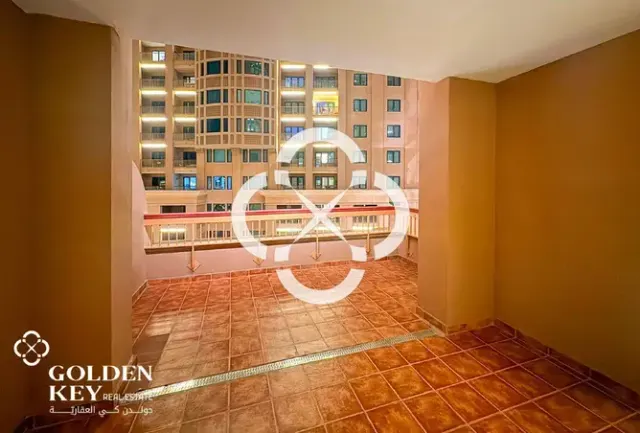 Apartment For Rent in East Porto Drive