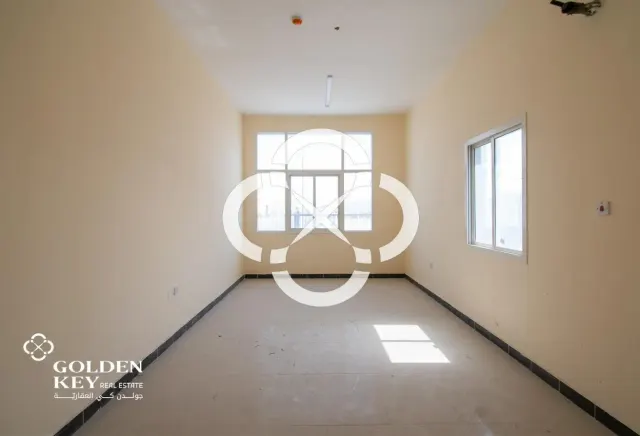 مصنع غذائي للإيجار – ٣٠٠٠ متر مربع - موقع متميز
