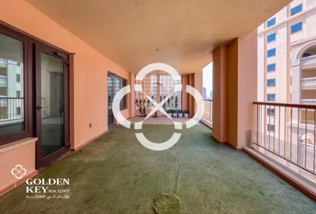 Apartment For Rent in East Porto Drive