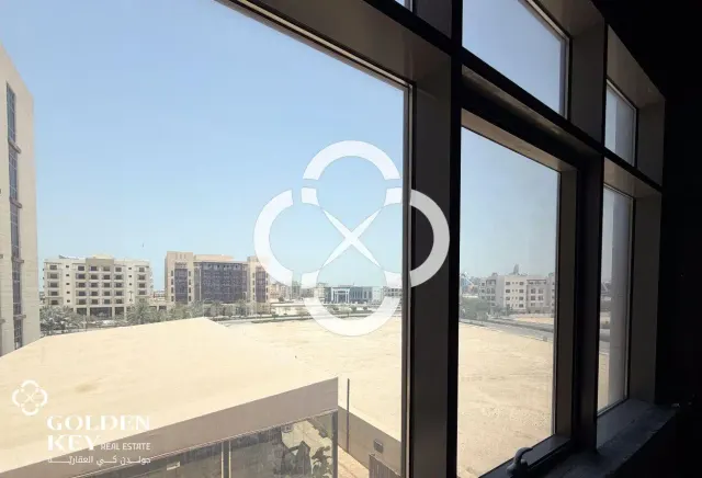 مساحة مكاتب تجارية في لوسيل | الهيكل الخارجي والتشطيب الأساسي