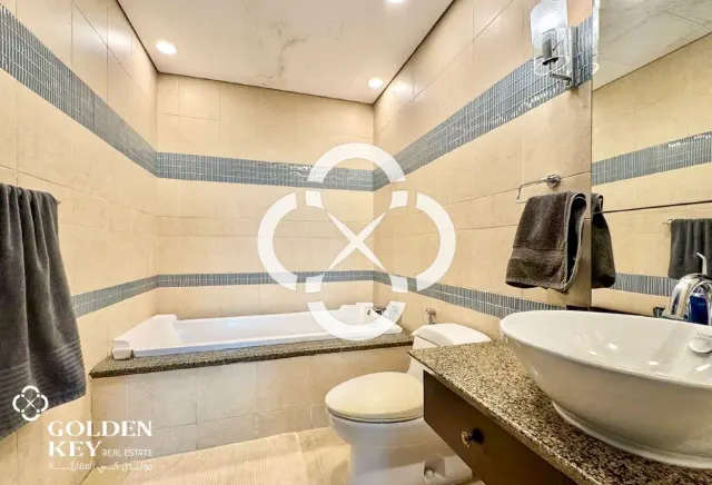 Amazing 2 Bedroom with Balcony | Marina View | FF