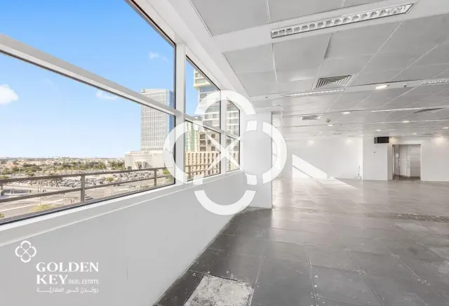 Including All Bills | Ideal Office Space in Lusail - view 3
