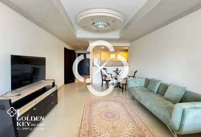 Spacious Studio with Marina View | Bills Included