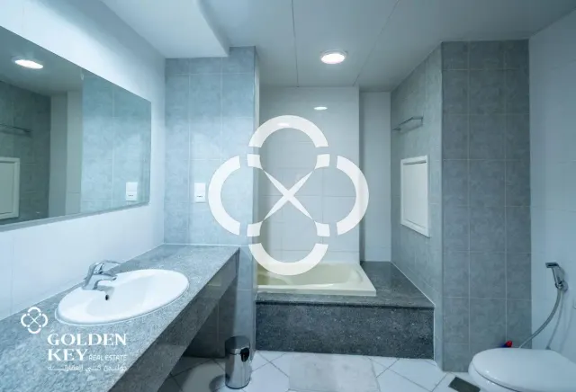 Ready Spacious 2BR with Amazing Marina View