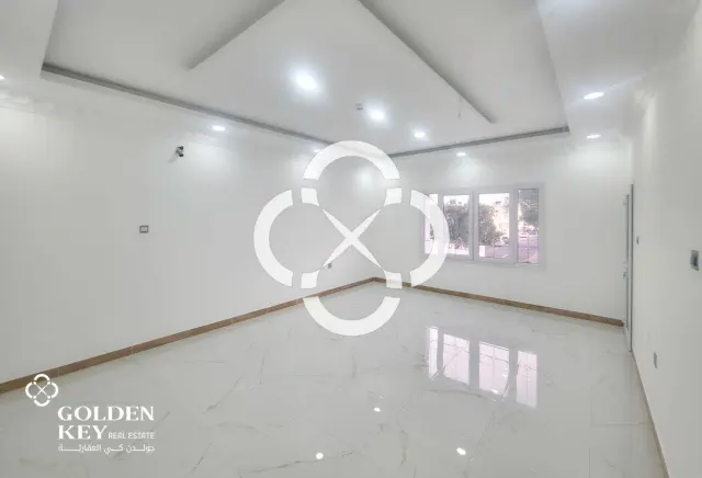 Multi-Purpose Commercial Villa| 8 Rooms | Markhiya