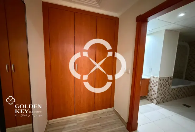 Semi-Furnished l Modern 1 Bedroom in Porto Arabia