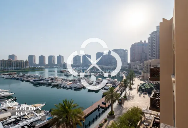 Marina View | Gorgeous 1 Bedroom Townhouse