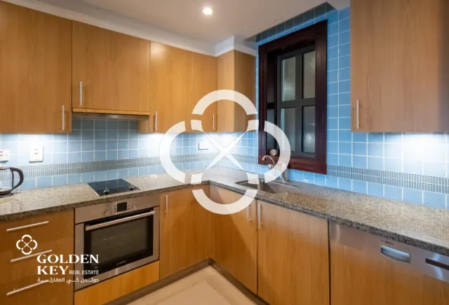 Marina View | Gorgeous 1 Bedroom Townhouse