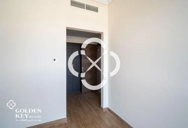 Semi-Furnished | Gorgeous 2 Bedroom in Foxhills