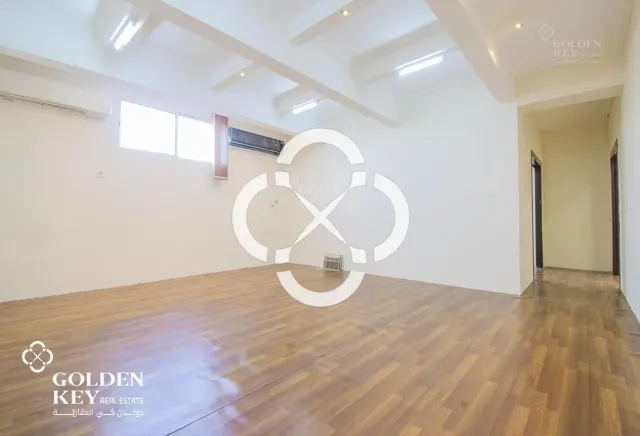 Prime Location | 7 Offices with Different Sizes