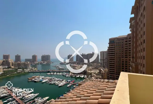 Marina View | Spacious 2 bedroom| Fully Renovated
