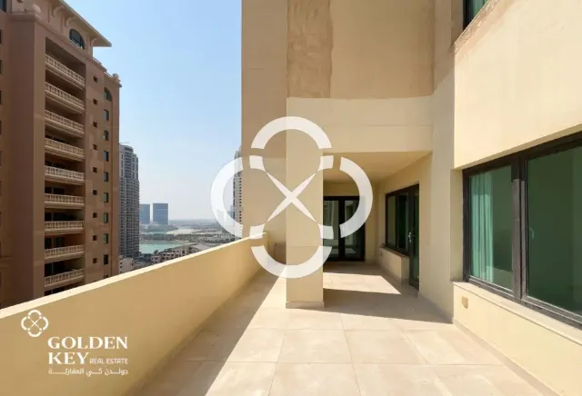 Marina View | Spacious 2 bedroom| Fully Renovated
