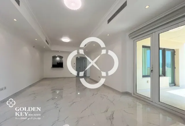 Marina View | Spacious 2 bedroom| Fully Renovated