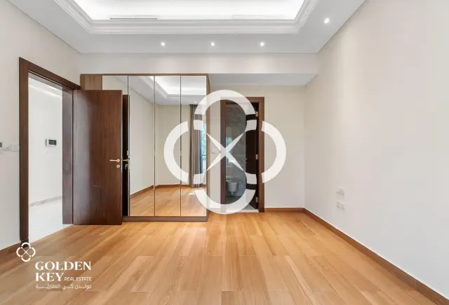 NO COMMISSION | 5BR+Terrace | Open Layout
