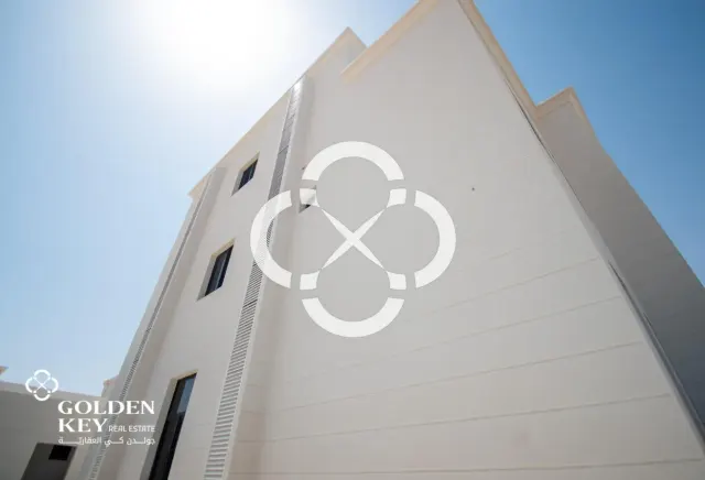 Modern 6BR Villa – Prime Corner Plot in Al-Sakhama