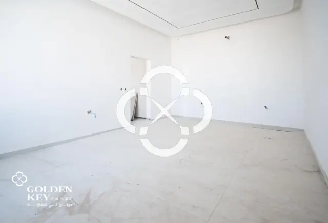 Modern 6BR Villa – Prime Corner Plot in Al-Sakhama