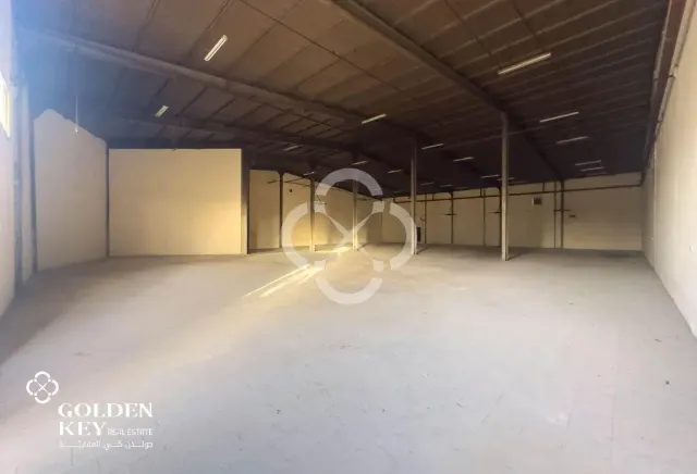 2 Warehouse with Labor Camp for Lease | 124 Rooms
