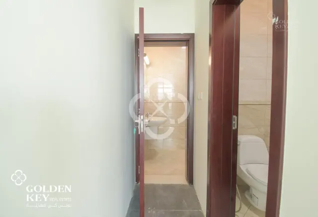 Large Office Space for Sent | 161 SQM |AL Muntazah