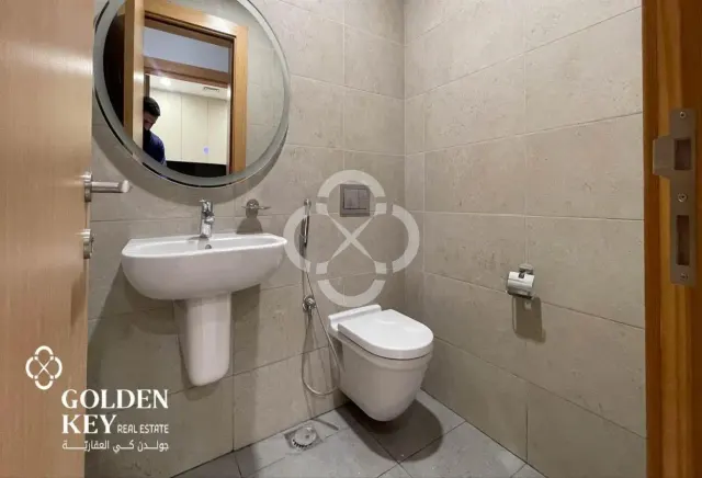 Bills Included | Semi Furnished 2BR+M in Floresta - view 3