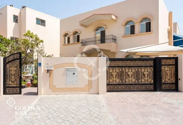 High-ROI Residential Compound with 4 Luxury Villas
