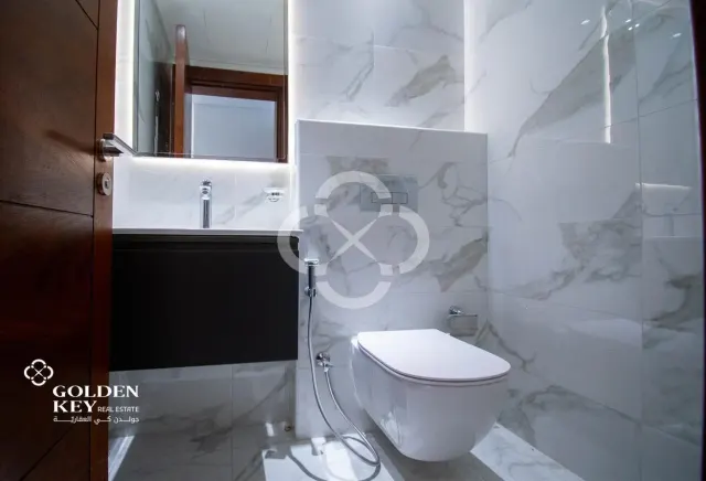 Bills Included | Stunning 1 Bedroom with Balcony