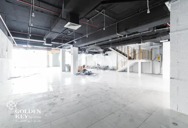 +9 Months Grace | Ready Showroom | Premium
