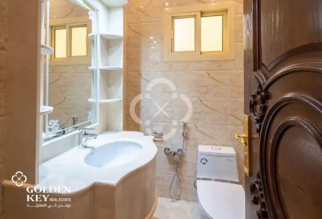 High-End Finishes – Grand 9BR Villa in Al Thumama