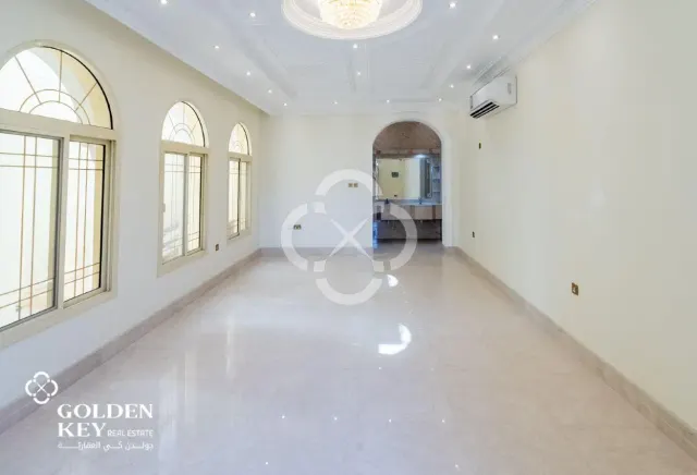 High-End Finishes – Grand 9BR Villa in Al Thumama