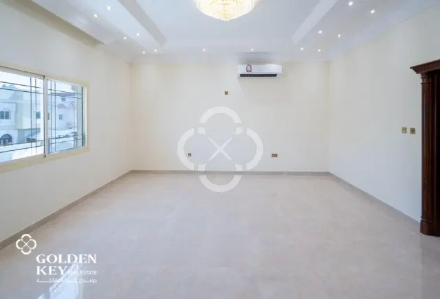 High-End Finishes – Grand 9BR Villa in Al Thumama