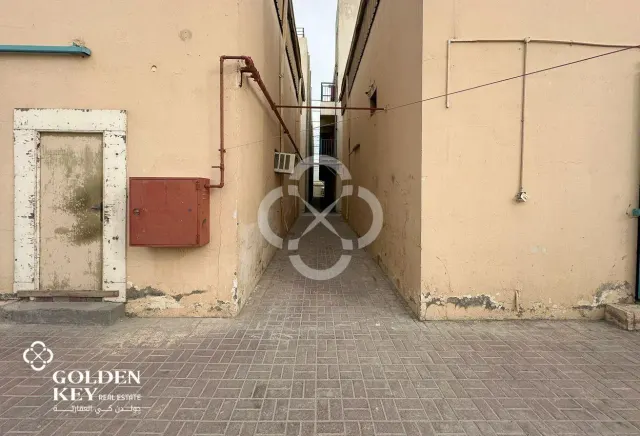 122 Rooms+2 Stores Available for Rent | Industrial