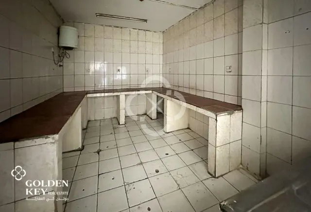 122 Rooms+2 Stores Available for Rent | Industrial