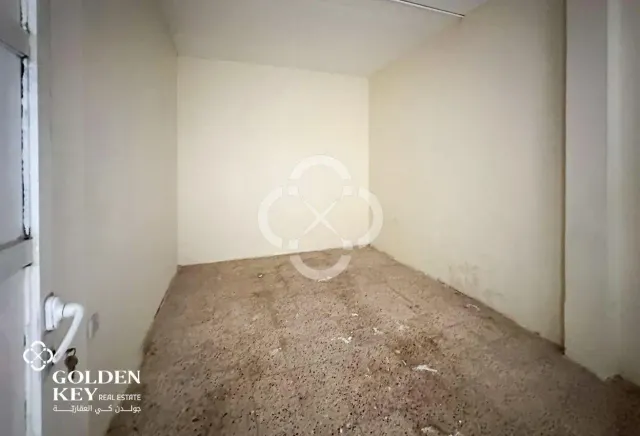 122 Rooms+2 Stores Available for Rent | Industrial