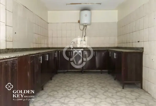 122 Rooms+2 Stores Available for Rent | Industrial