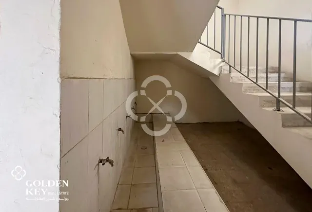 122 Rooms+2 Stores Available for Rent | Industrial