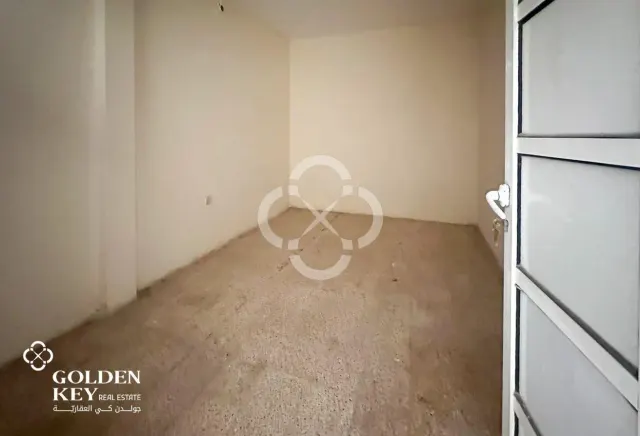 122 Rooms+2 Stores Available for Rent | Industrial