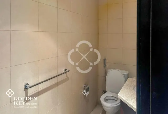 1 Bedroom Semi-Furnished in Porto Arabia