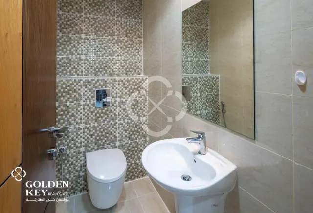 Investment Opportunity | Modern 1BR in Fox Hills