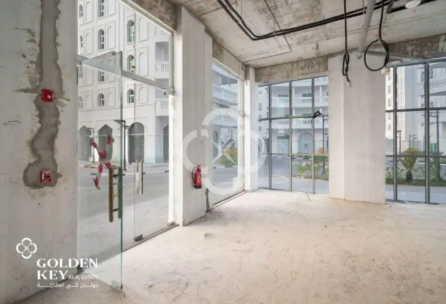 New Showroom with Mezzanine for Lease –Al Gharrafa