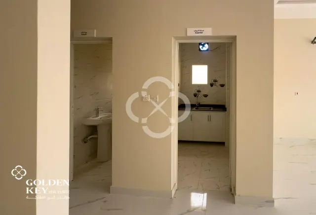 General Warehouse in Birkat Al Wamer | 1000 sqm
