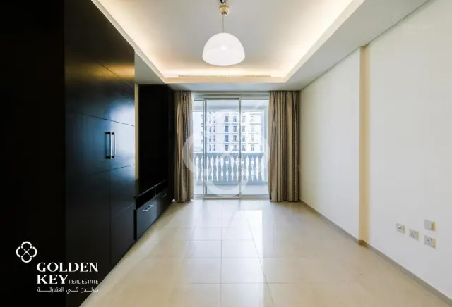 Available Studio | Bills Included | Beach Access