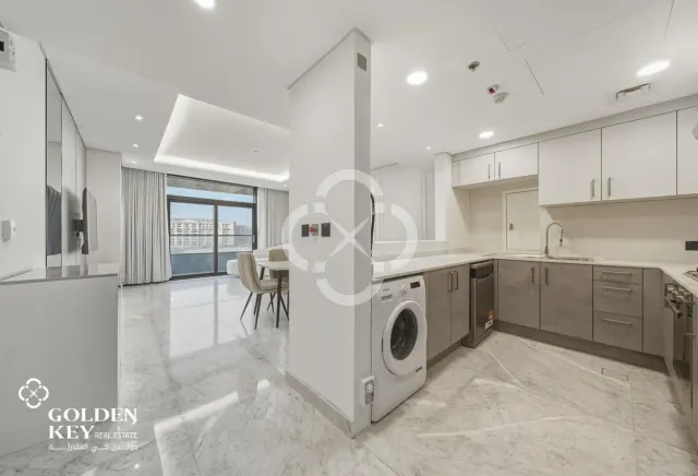 Vendome Mall View | Luxury 2BR with Balcony