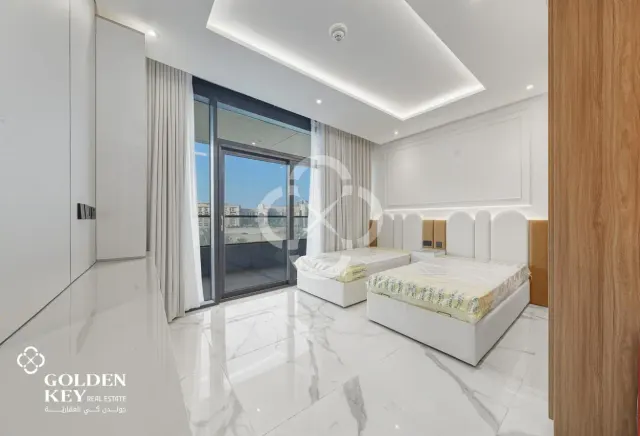 Vendome Mall View | Luxury 2BR with Balcony