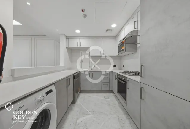 Vendome Mall View | Luxury 2BR with Balcony