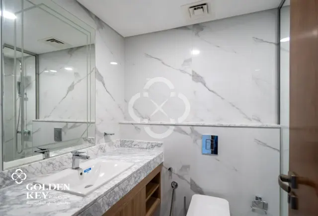 Luxury Tower | Furnished 2 Bedroom with Sea View