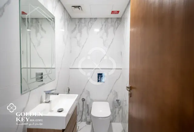 Luxury Tower | Furnished 2 Bedroom with Sea View