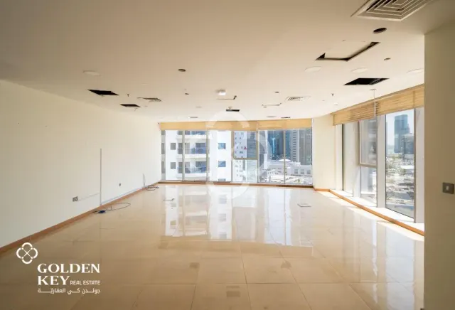 Ready-to-Move Office for Lease in West Bay